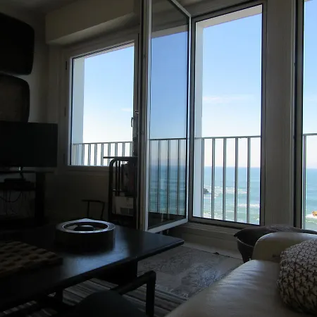B216 T3 Casino Bellevue Apartment Biarritz